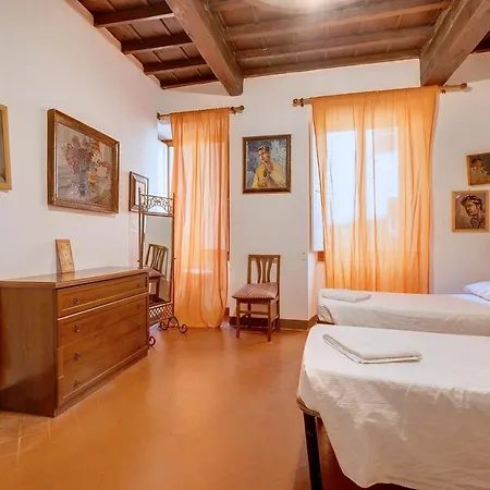 Santa Elisabetta 5 Apartment *